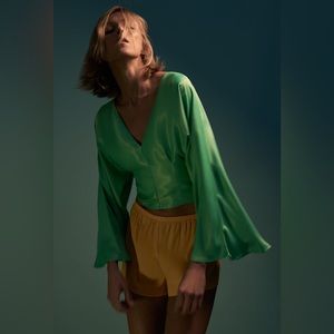 NWT ZARA Neon Green Satin Blouse Fitted Top Kimono Sleeves Size Medium